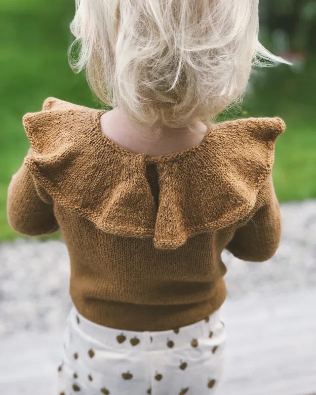 PetiteKnit Almas volangbody 