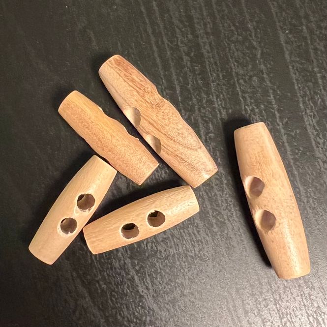 Hovedbilde Duffelcoat-knapper i tre